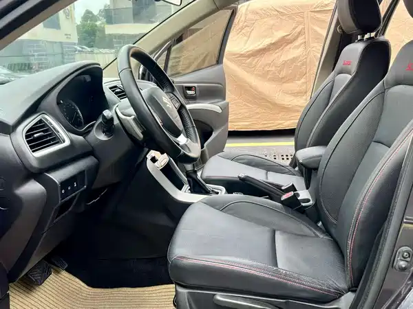 Suzuki S-Cross 2014