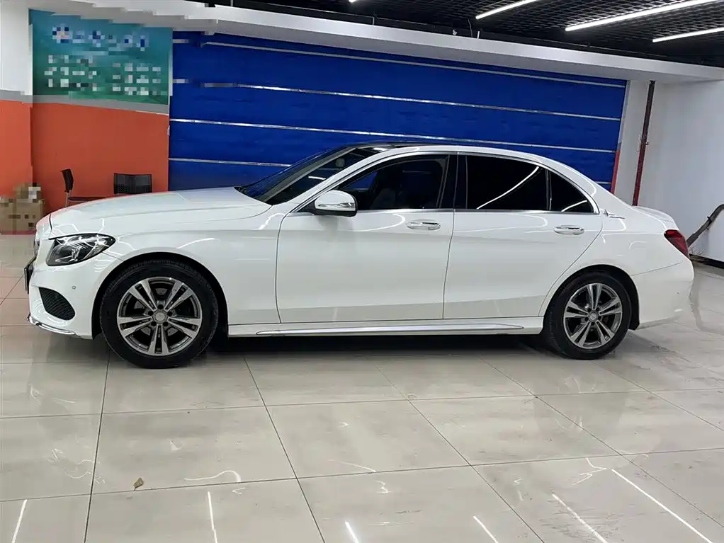 Mercedes-Benz C-Class 2016 — фото 25