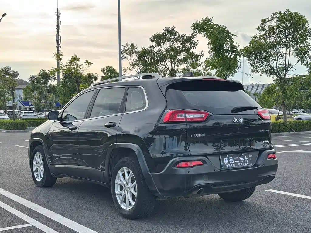 Jeep Cherokee 2017