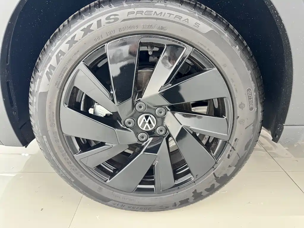 Volkswagen Tharu