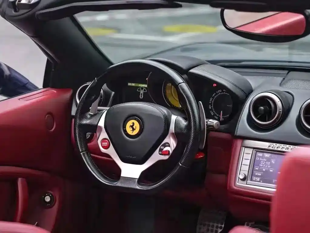 Ferrari California T 2013 — фото 2