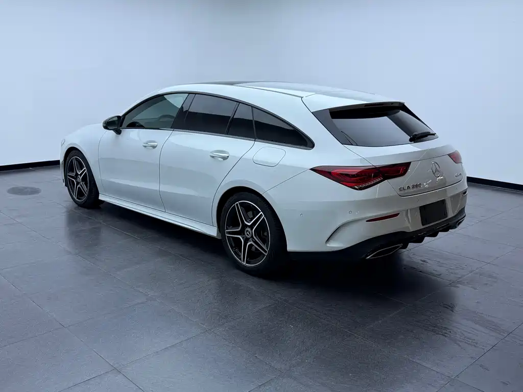 Mercedes-Benz CLA 2023