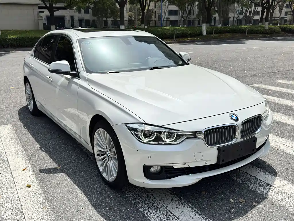 BMW 3 Series 2018 — фото 3