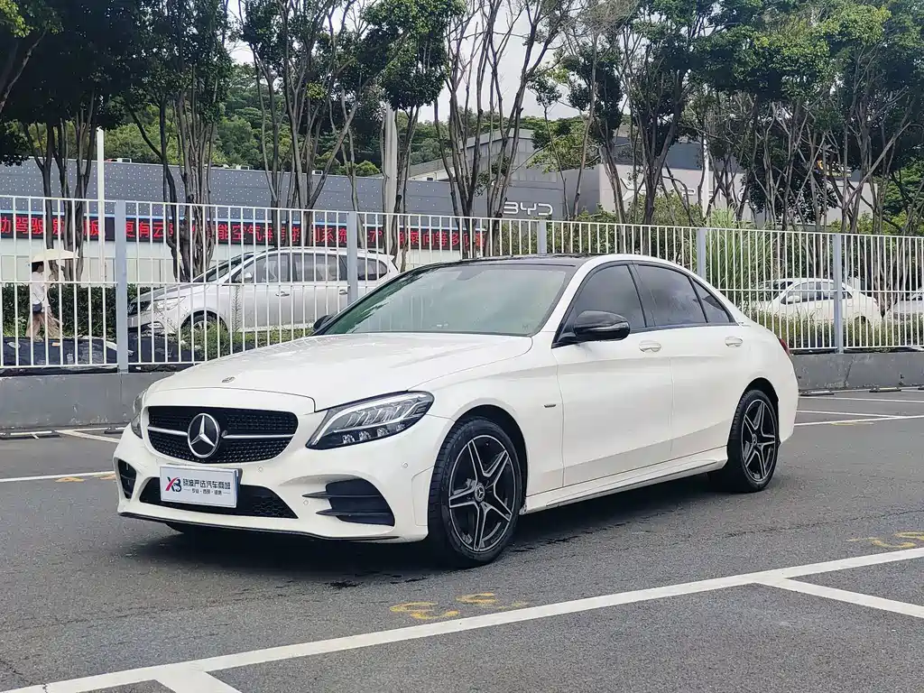 Mercedes-Benz C-Class 2022 — фото 1
