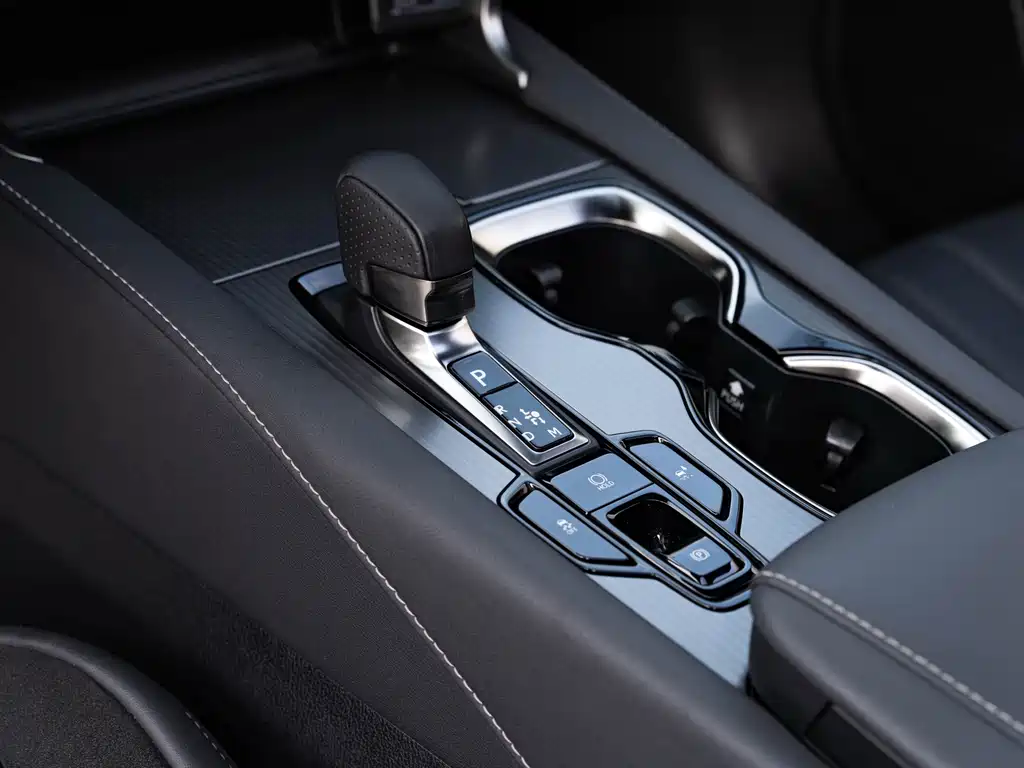 Lexus RX 2023 — фото 15