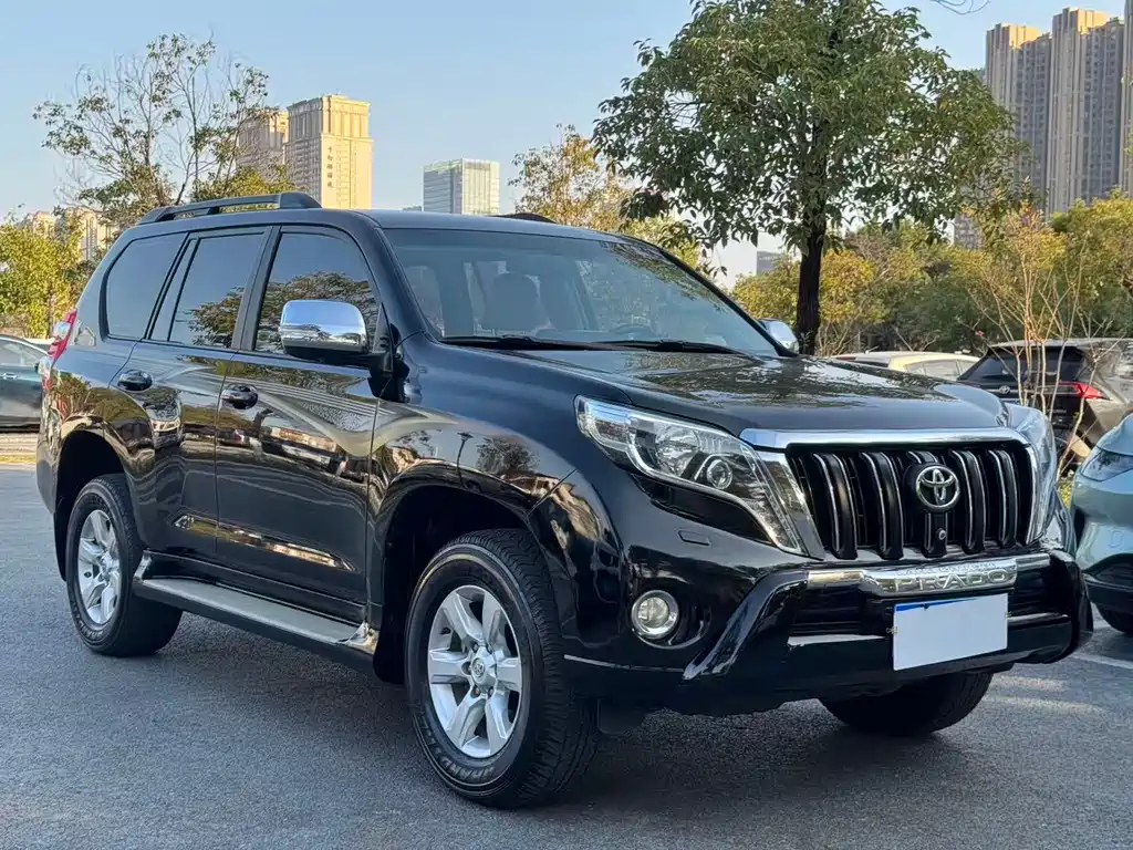 Toyota Prado 2016 — фото 3