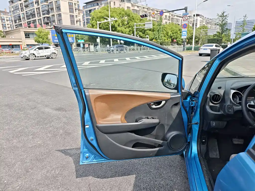 Honda Fit 2013 — фото 13