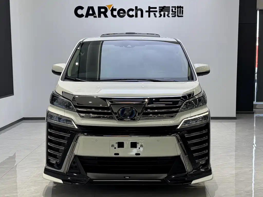 Toyota Vellfire 2023 — фото 2