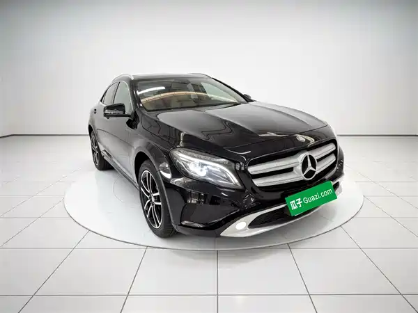 Mercedes-Benz GLA 2016