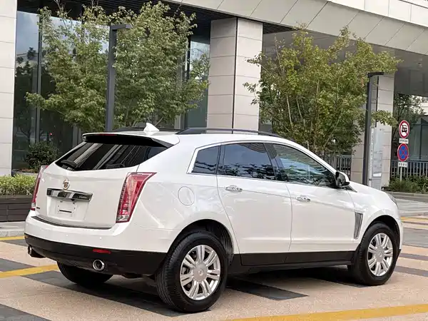 Cadillac SRX 2016