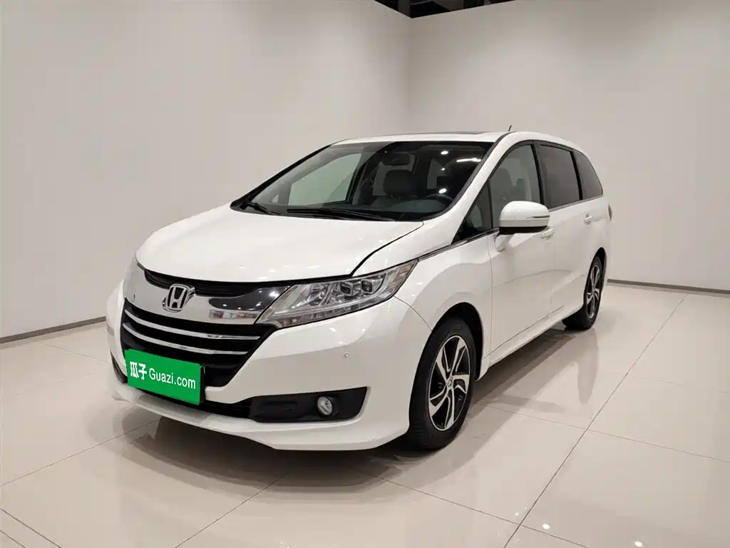 Honda Odyssey 2017 — фото 1
