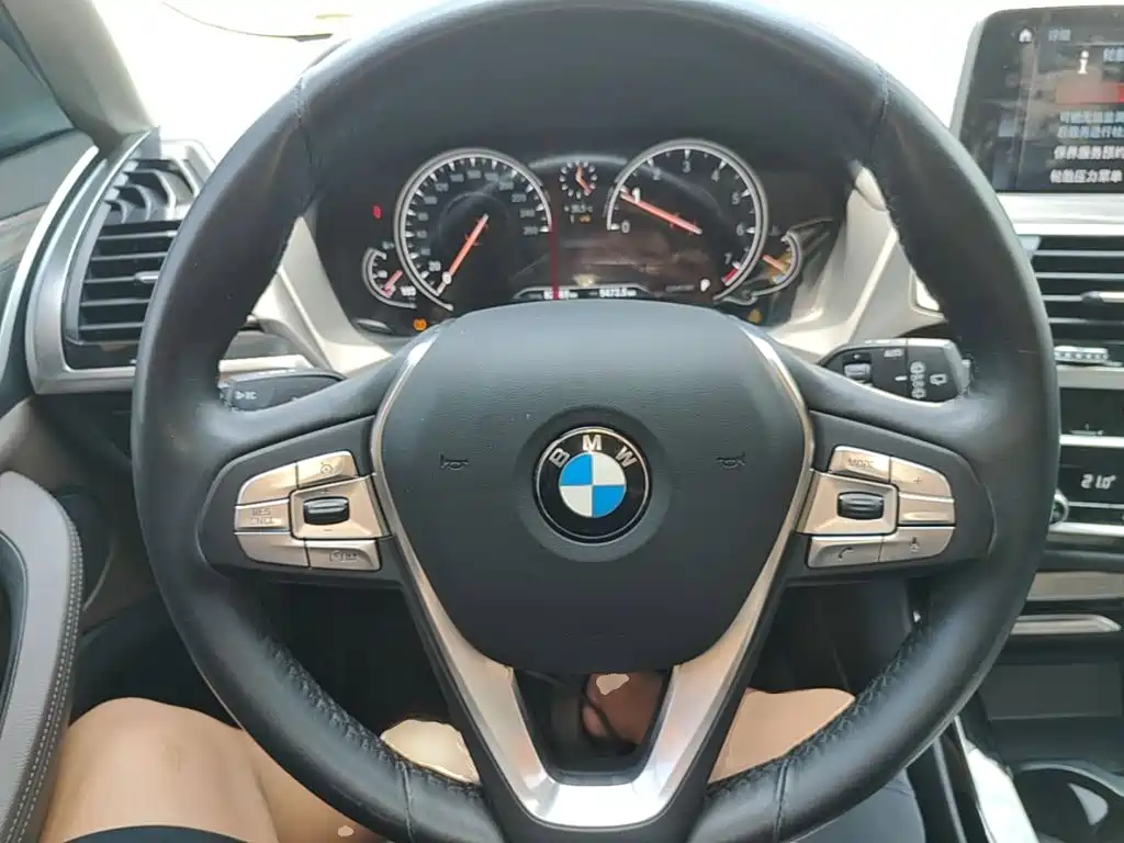 BMW X3 2019 — фото 11