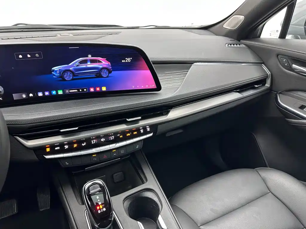 Cadillac XT4 2024 — фото 15