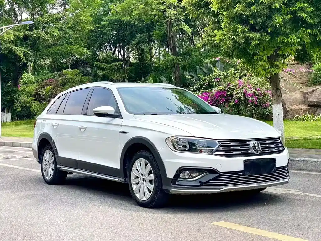 Volkswagen C-Trek 2019