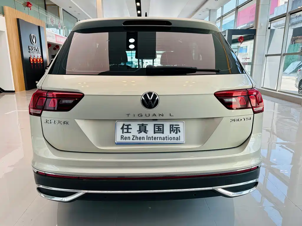 Volkswagen Tiguan L 2022 — фото 8