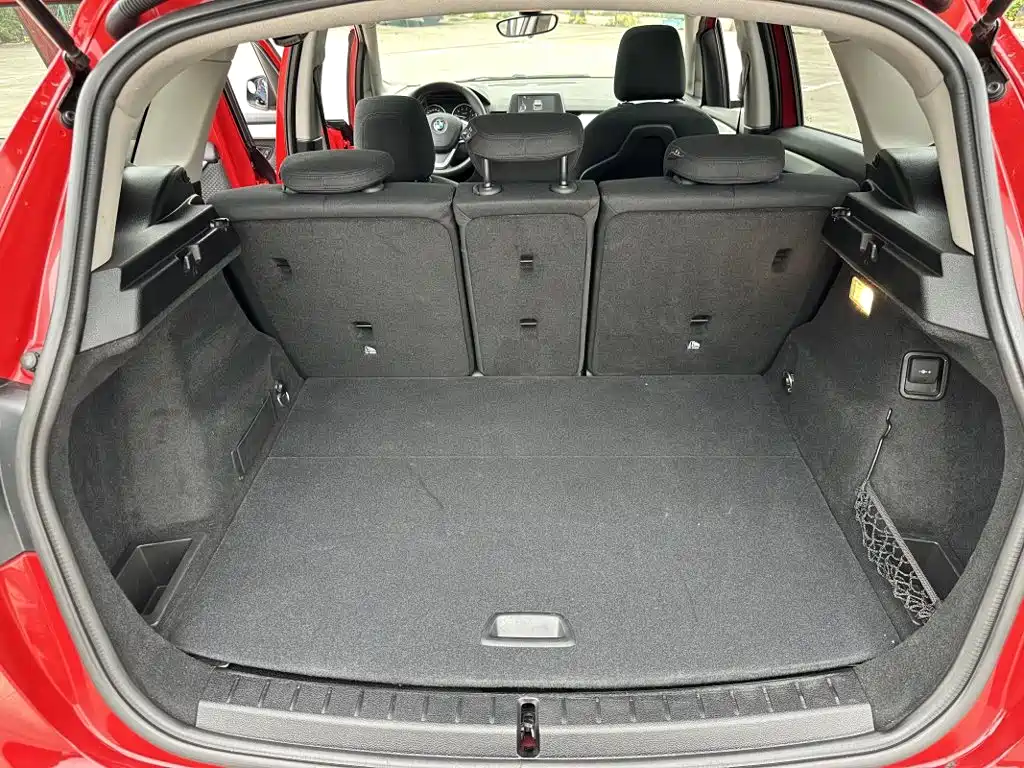 BMW 2 Series Station Wagon 2016 — фото 15