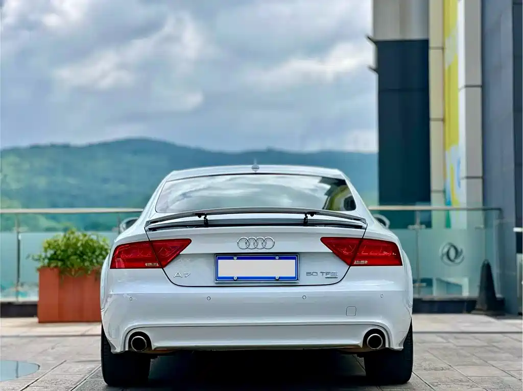 Audi A7 2014 — фото 9