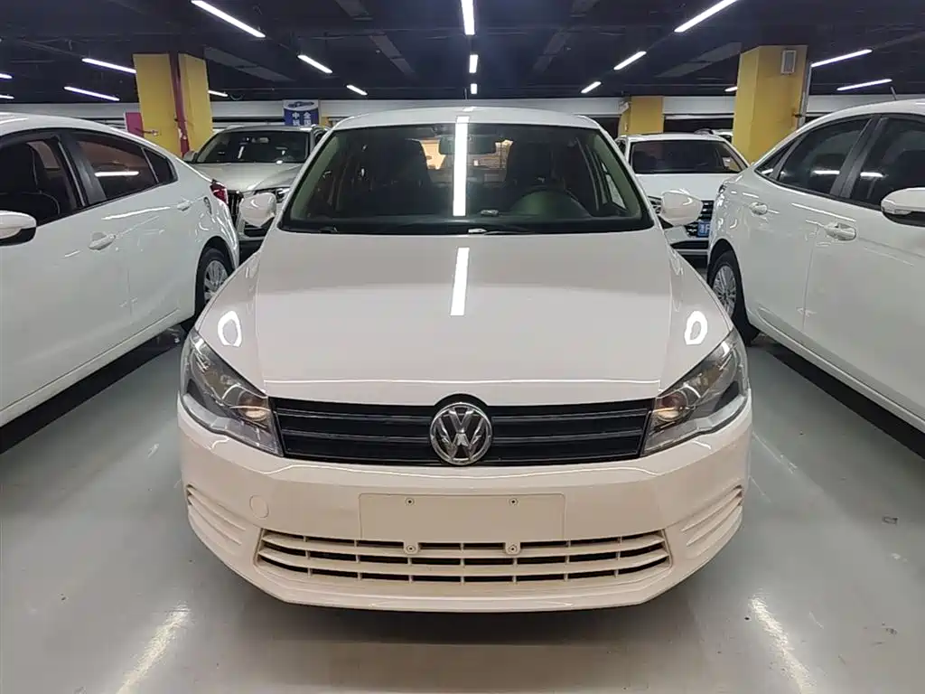 Volkswagen Jetta 2018 — фото 3