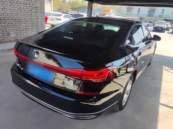 Volkswagen Passat 2022