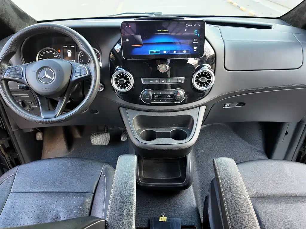 Mercedes-Benz Vito 2019 — фото 13