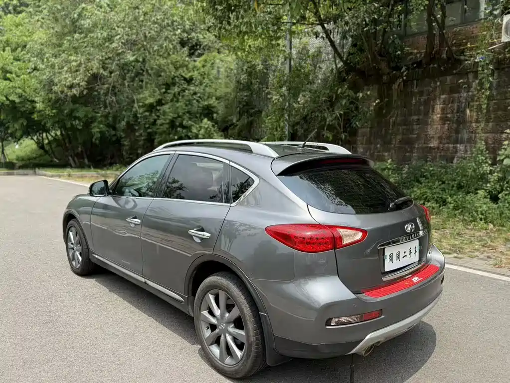 Infiniti QX50 2016 — фото 13