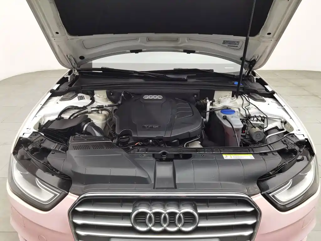 Audi A4L 2015 — фото 6