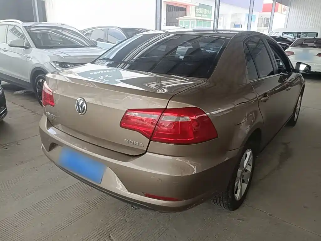 Volkswagen Bora 2015