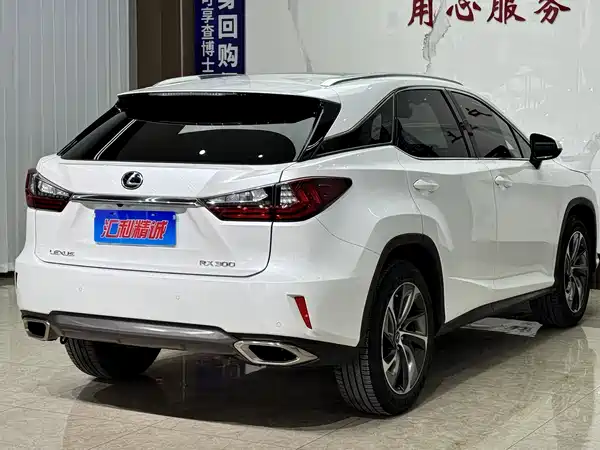 Lexus RX 2019
