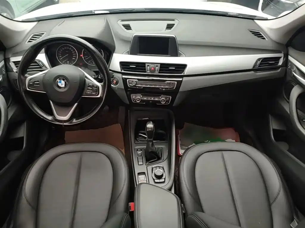 BMW X1 2016 — фото 10