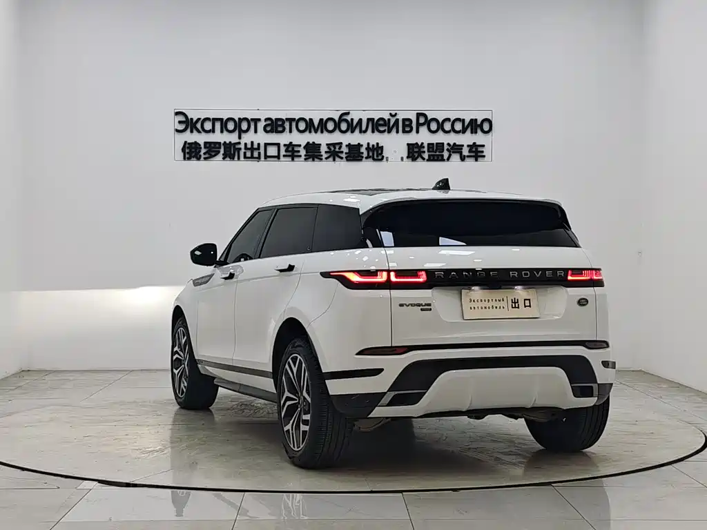 Land Rover Evoque 2022 — фото 4