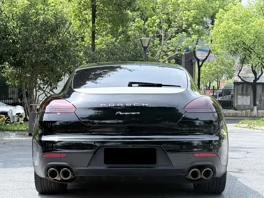 Porsche Panamera 2015 — фото 17