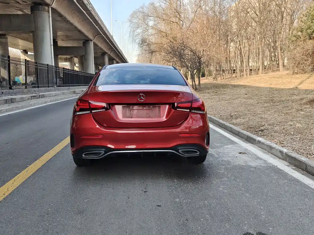 Mercedes-Benz A-Class 2019 — фото 14
