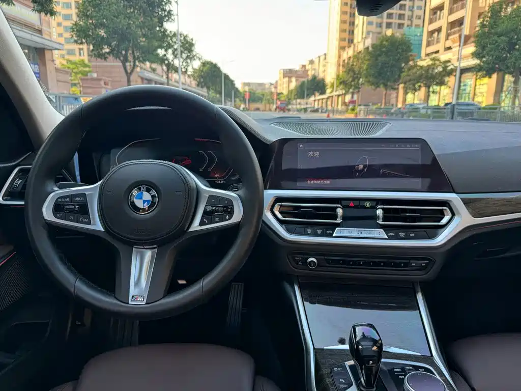 BMW 3 Series 2020 — фото 18