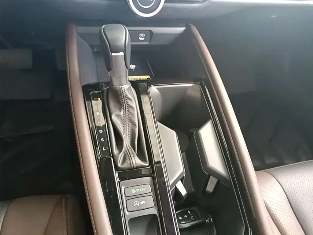 Honda Inspire 2023 — фото 14