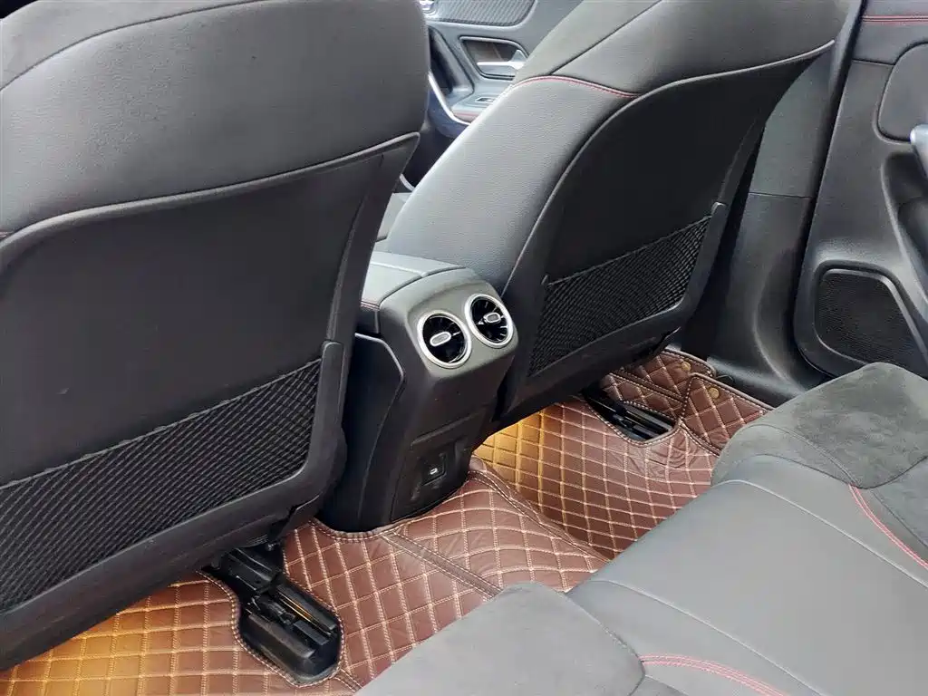 Mercedes-Benz A-Class 2023 — фото 9