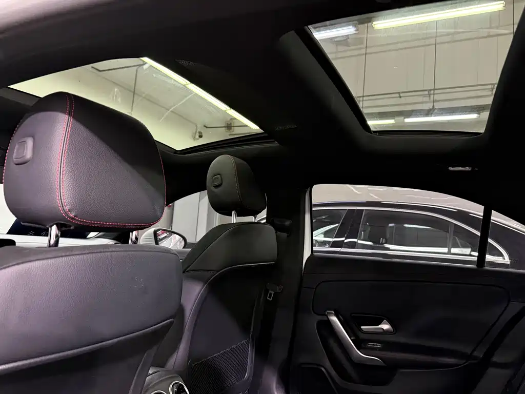 Mercedes-Benz A-Class 2024 — фото 14