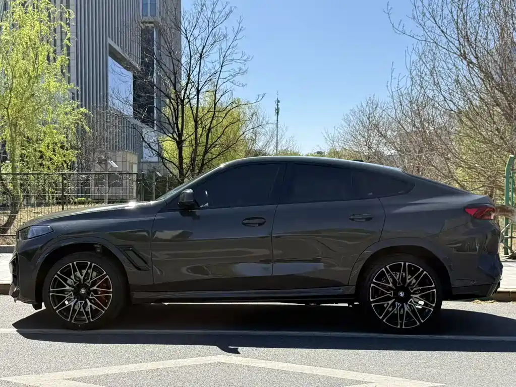 BMW X6 M 2026 — фото 2