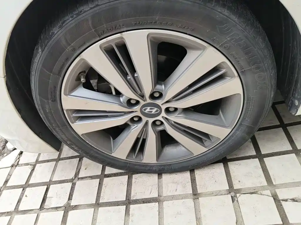 Hyundai Mistra 2014 — фото 23