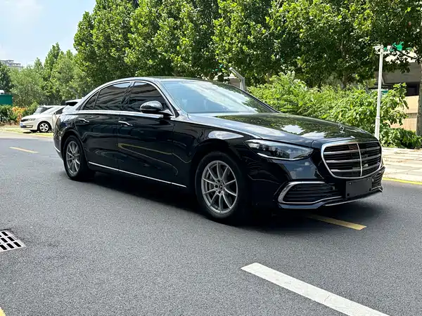 Mercedes-Benz S-Class 2021