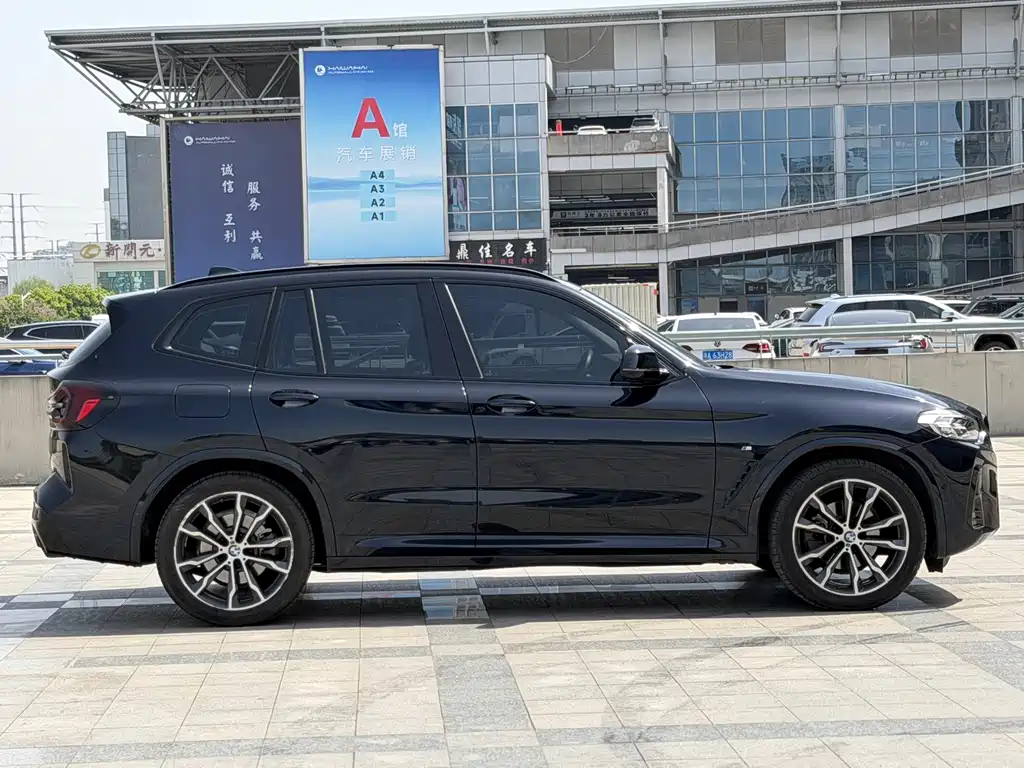 BMW X3 2022 — фото 8