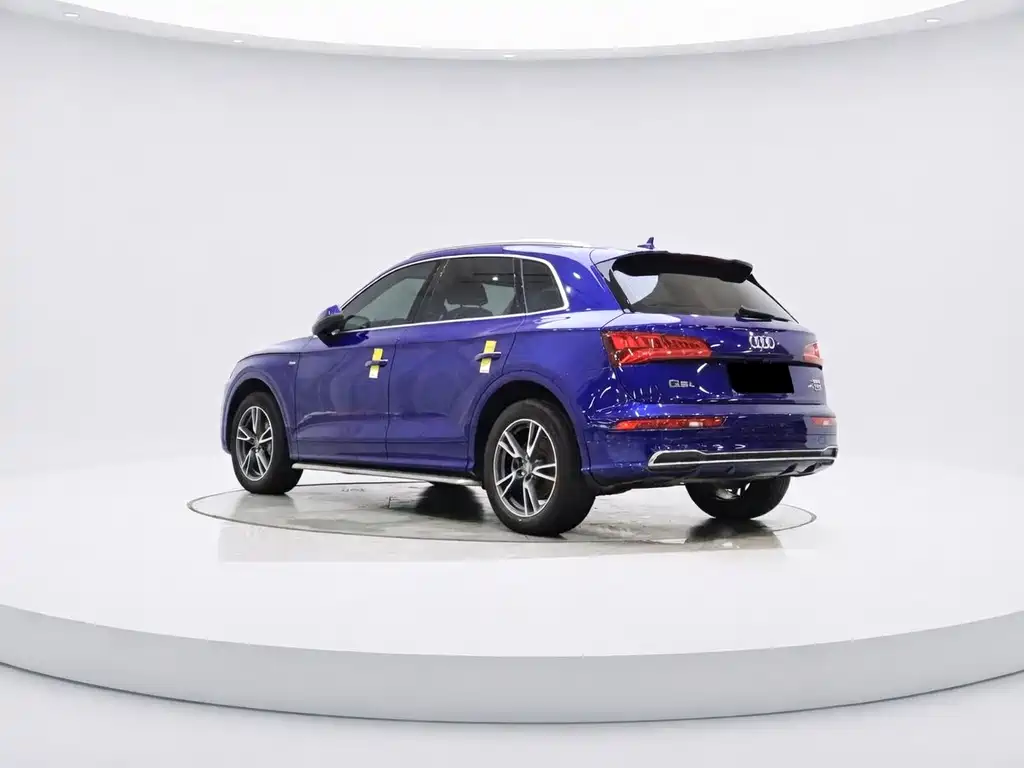 Audi Q5L 2020 — фото 3