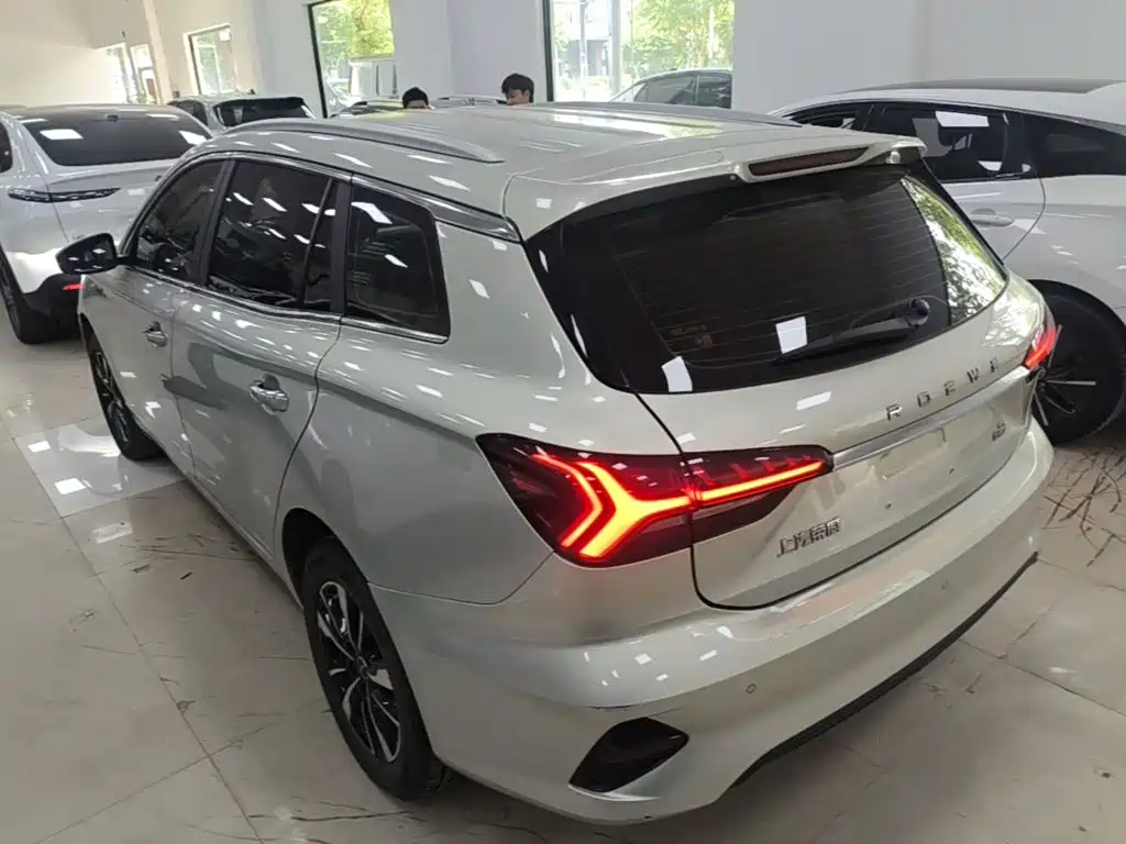 Roewe Ei5 2021