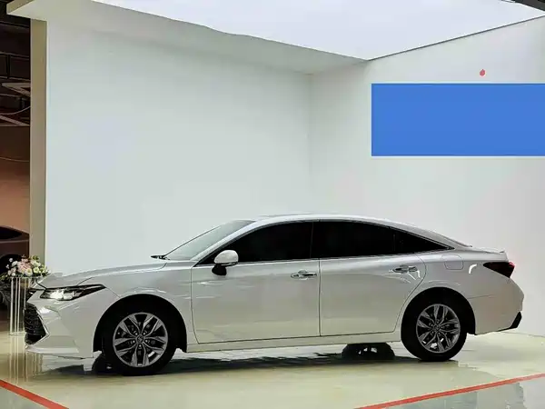 Toyota Avalon 2022