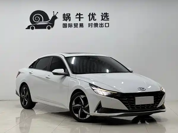 Hyundai Elantra 2023
