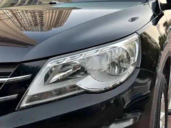 Volkswagen Tiguan 2012