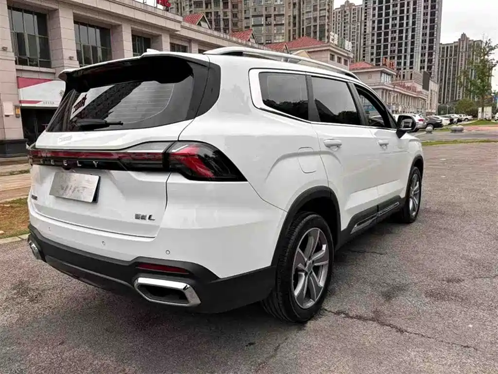 Geely Haoyue L 2025 — фото 13