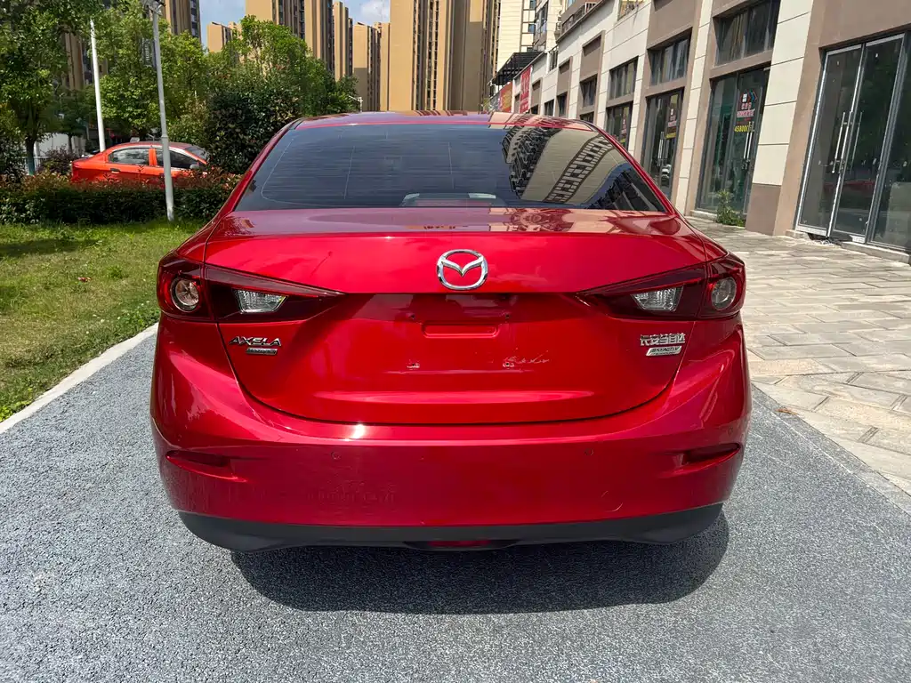 Mazda 3 Axela 2019 — фото 9