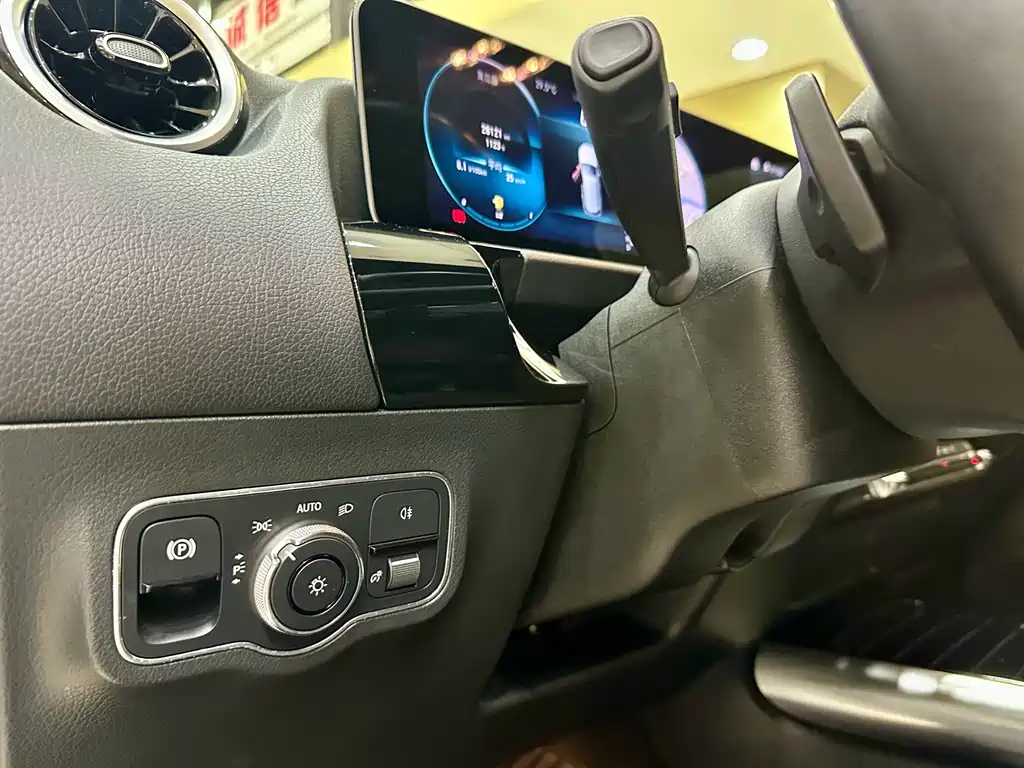 Mercedes-Benz B-Class 2021 — фото 18
