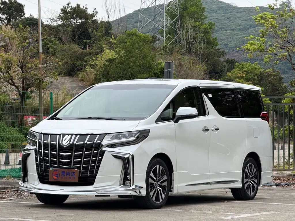 Toyota Alphard 2018 — фото 2