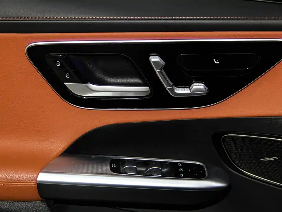 Mercedes-Benz GLC 2023 — фото 13